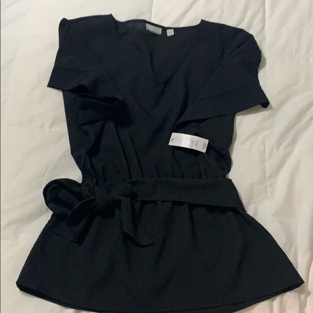 Black Short sleeve blouse